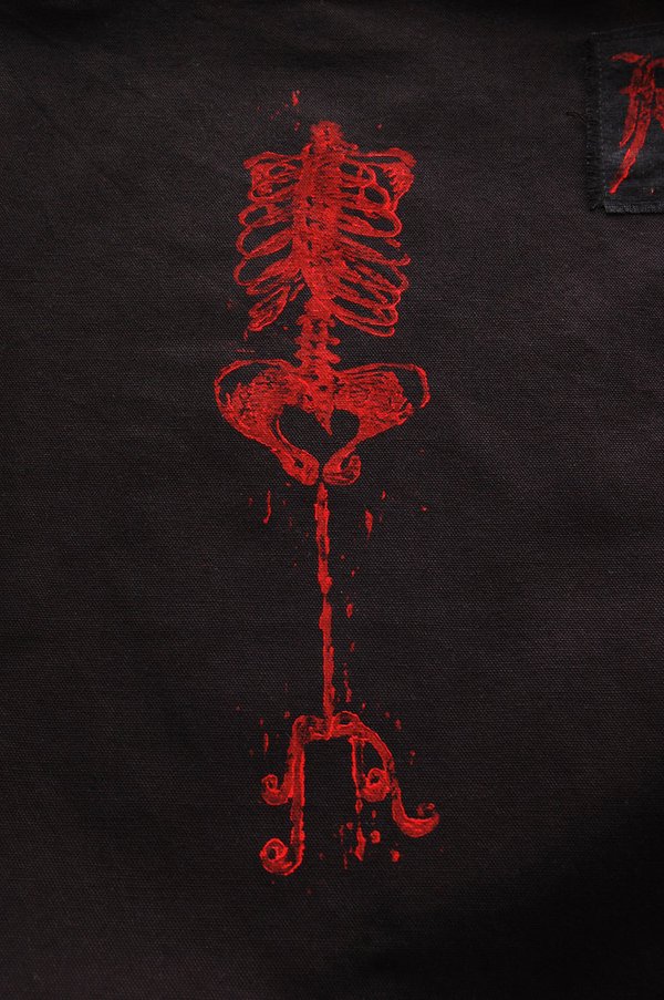 Luurankokassi / Skeleton tote